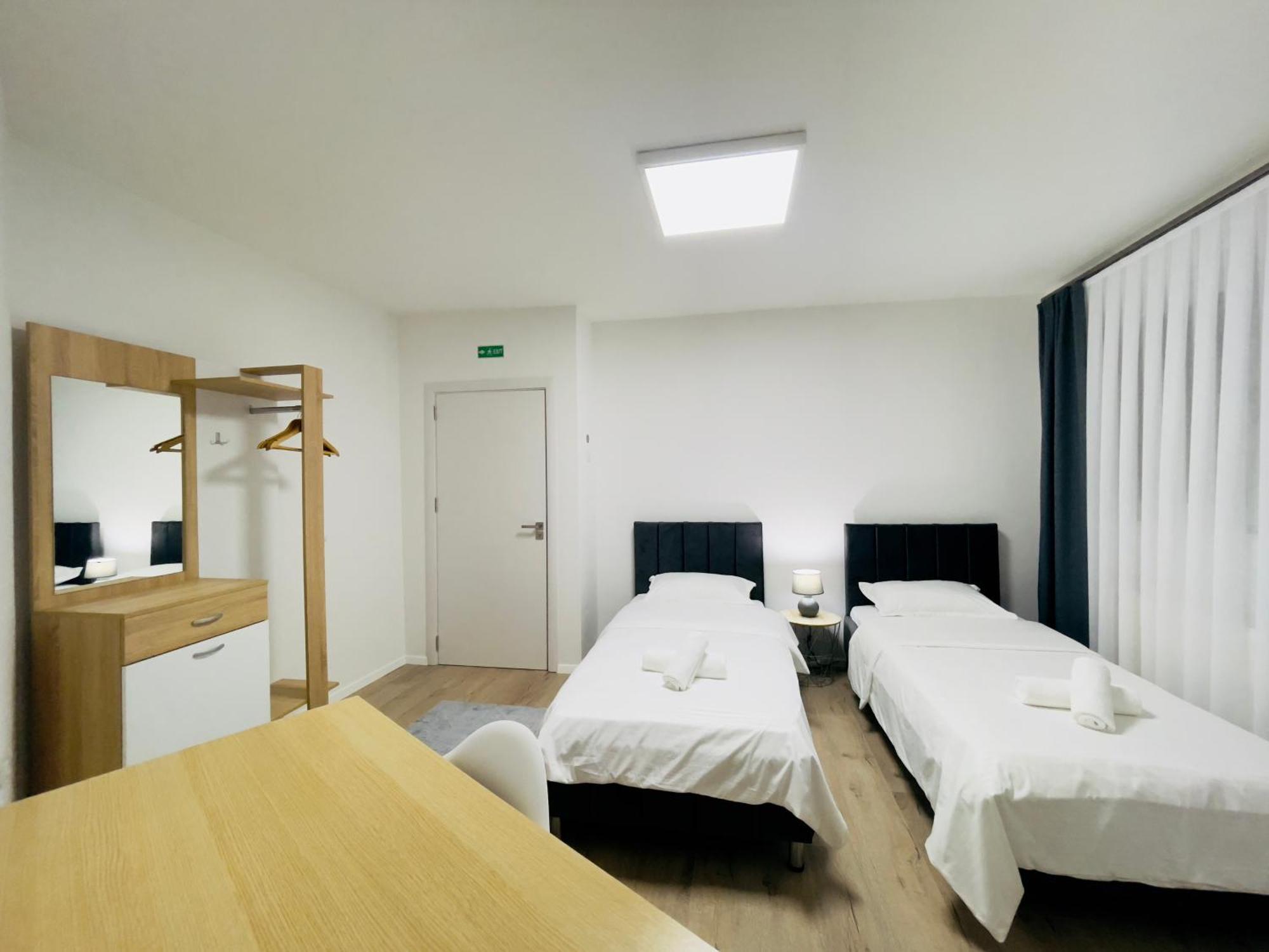 Hotel Pristinanest Esterno foto